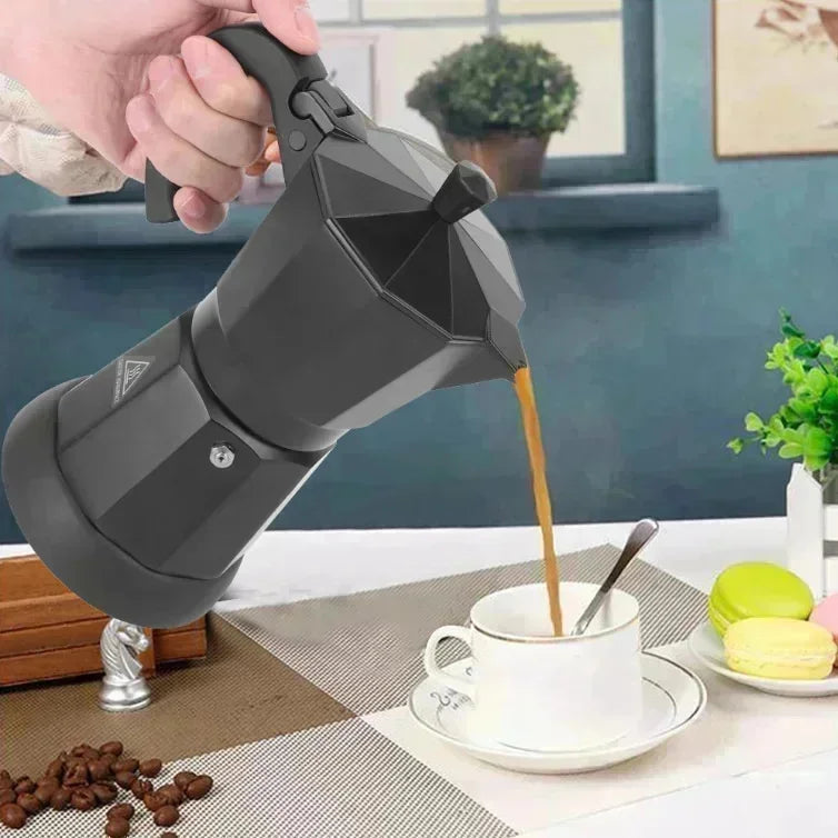 220V 300ml Aluminum Electric Mocha Pot Italian Style EU Plug-in Coffee Maker For Household Fast Convenient Electric Coffee Pot