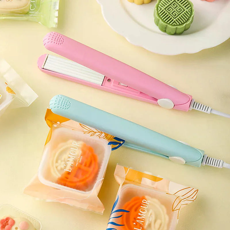 Mini Portable Plastic Sealing Machine Storage Household Bag Clip Handheld Seal Packing Impulse Sealer Kitchen Accessories