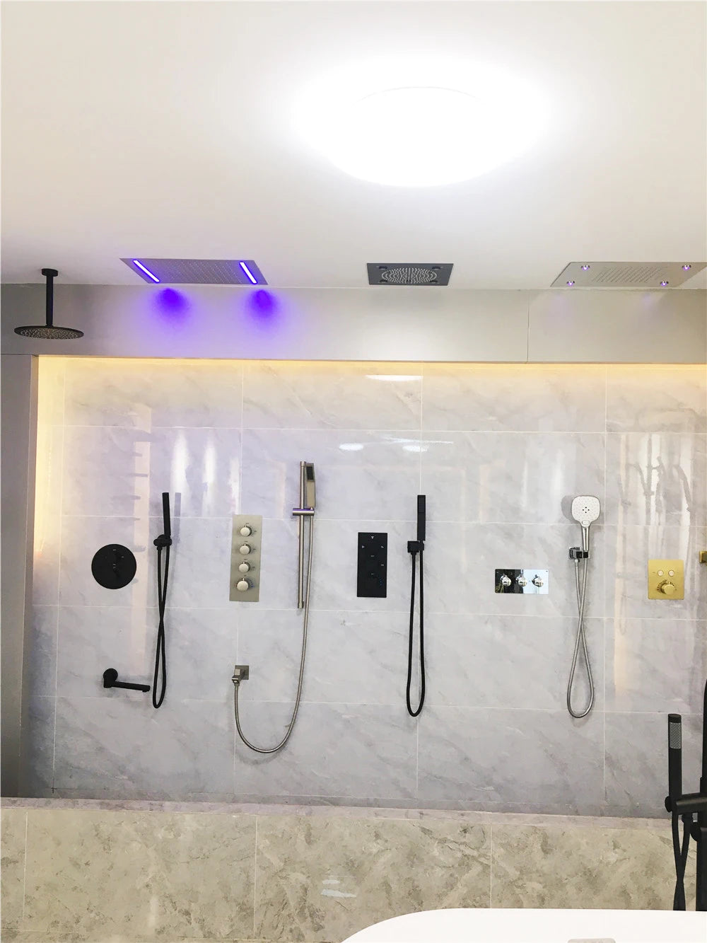 Smart Home Wall-Mounted Stainless Steel Electric Heated Towel Dryer Rail Traditional Comfortable Warmer Rack Shelf for Bathroom